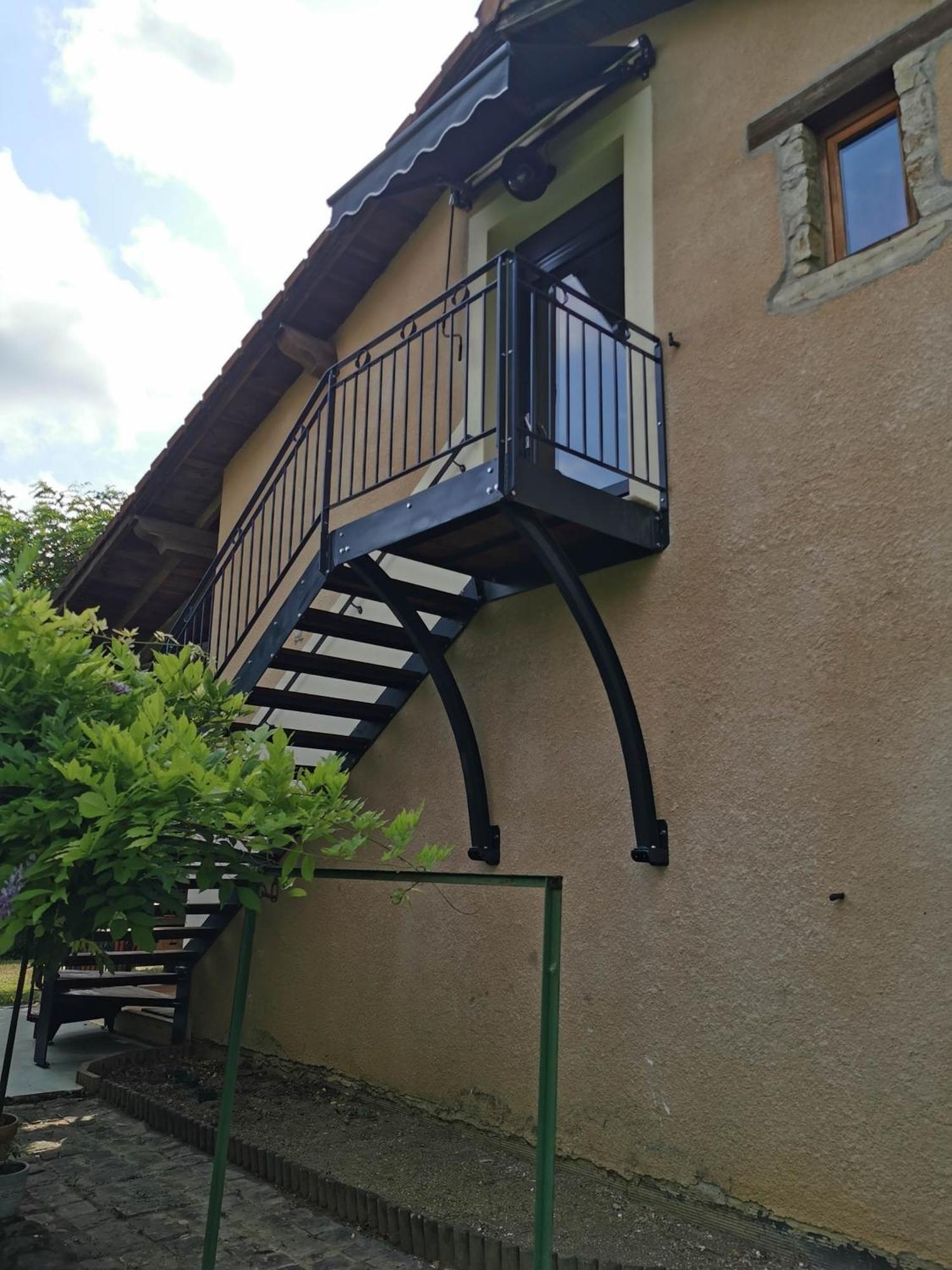 - - - - -Les Colombages - - - - Chambre D'Hotes-Gite- Classement Gite 3 Etoiles Mirepoix (Ariege) Exterior foto